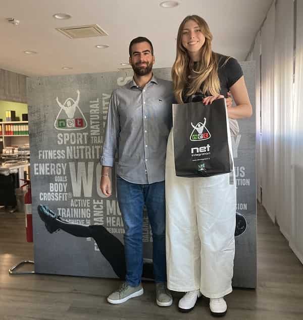 Sarah Fahr con Mattia Molinari,