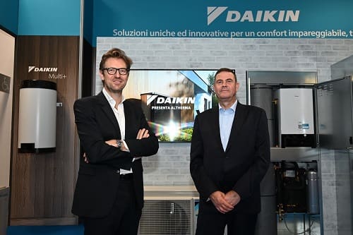 Andrea Grassi, Direttore Marketing Daikin Italia, e Geert Vos, AD Daikin Italia Foto di Nick Zonna Andrea Grassi, Direttore Marketing Daikin Italia, e Geert Vos, AD Daikin Italia Foto di Nick Zonna