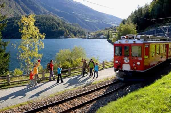curt di clement 1 Eco Mobility Hotel Tirano