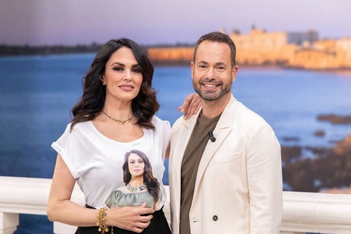 Vinci una Casa in Sicilia - Damiano Gallo con Maria Grazia Cucinotta